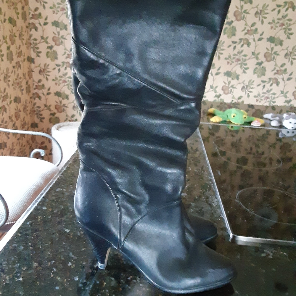 Leather boots Made in Brazil  7 M